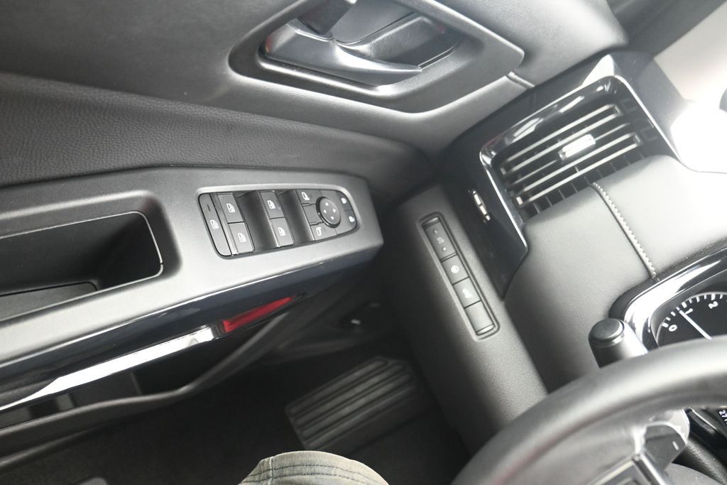 2025 Nissan Pathfinder SV White at Central Houston Nissan