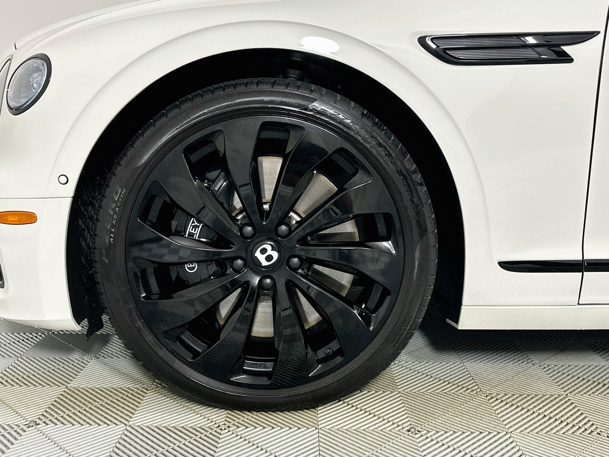 used 2026 Bentley Flying Spur car, priced at $259,998