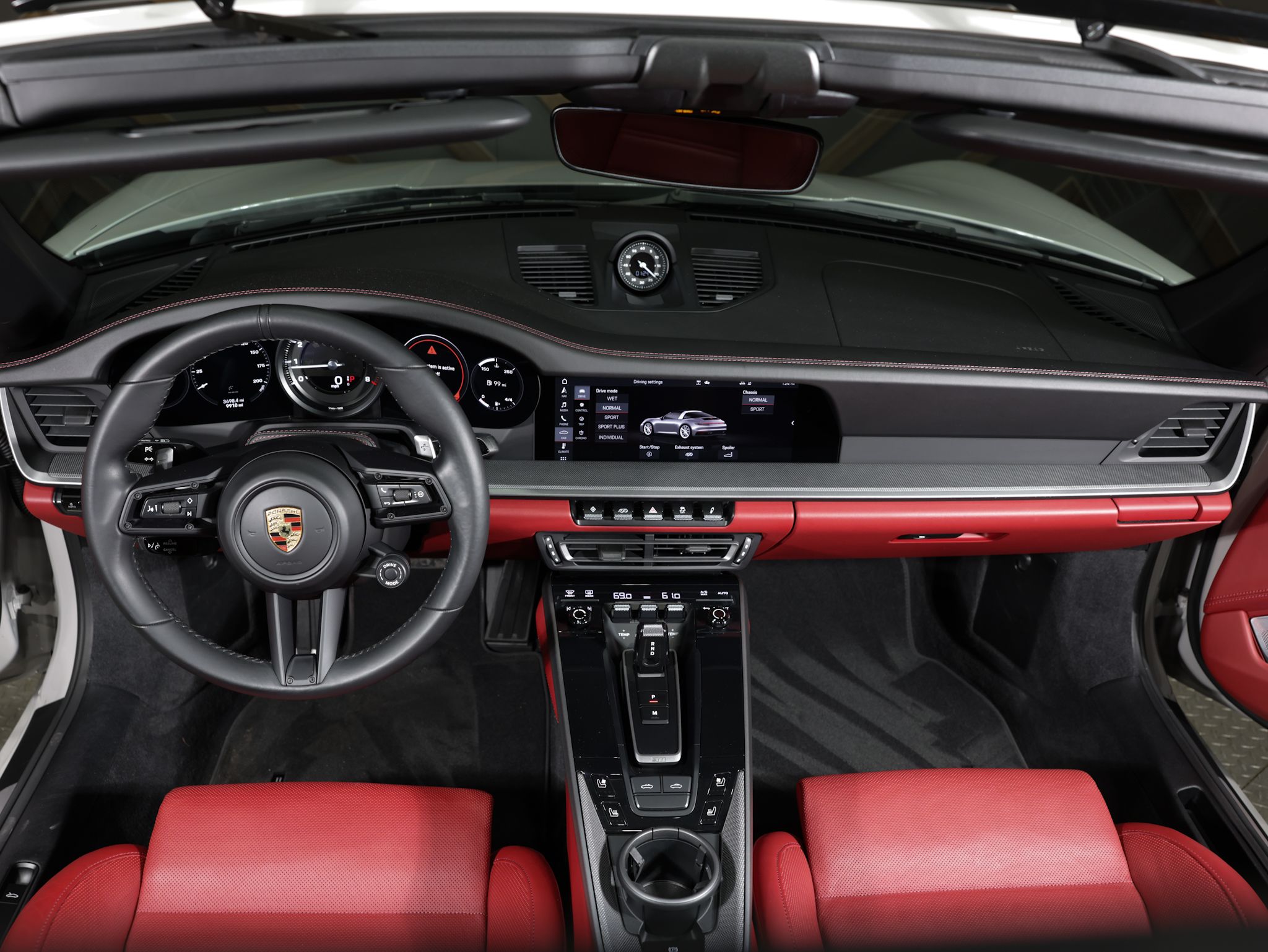 View vehicle photo 5