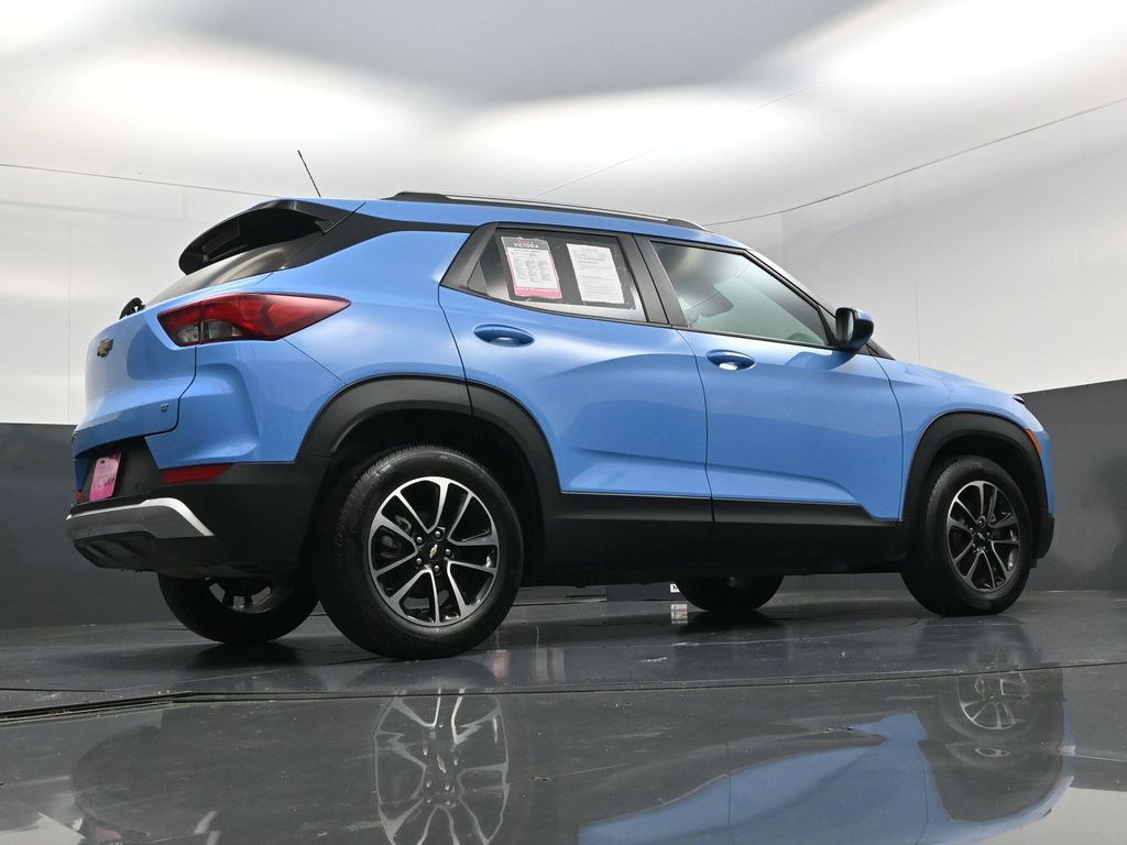 2024 Chevrolet TrailBlazer LT Blue at DeMontrond Automotive Group