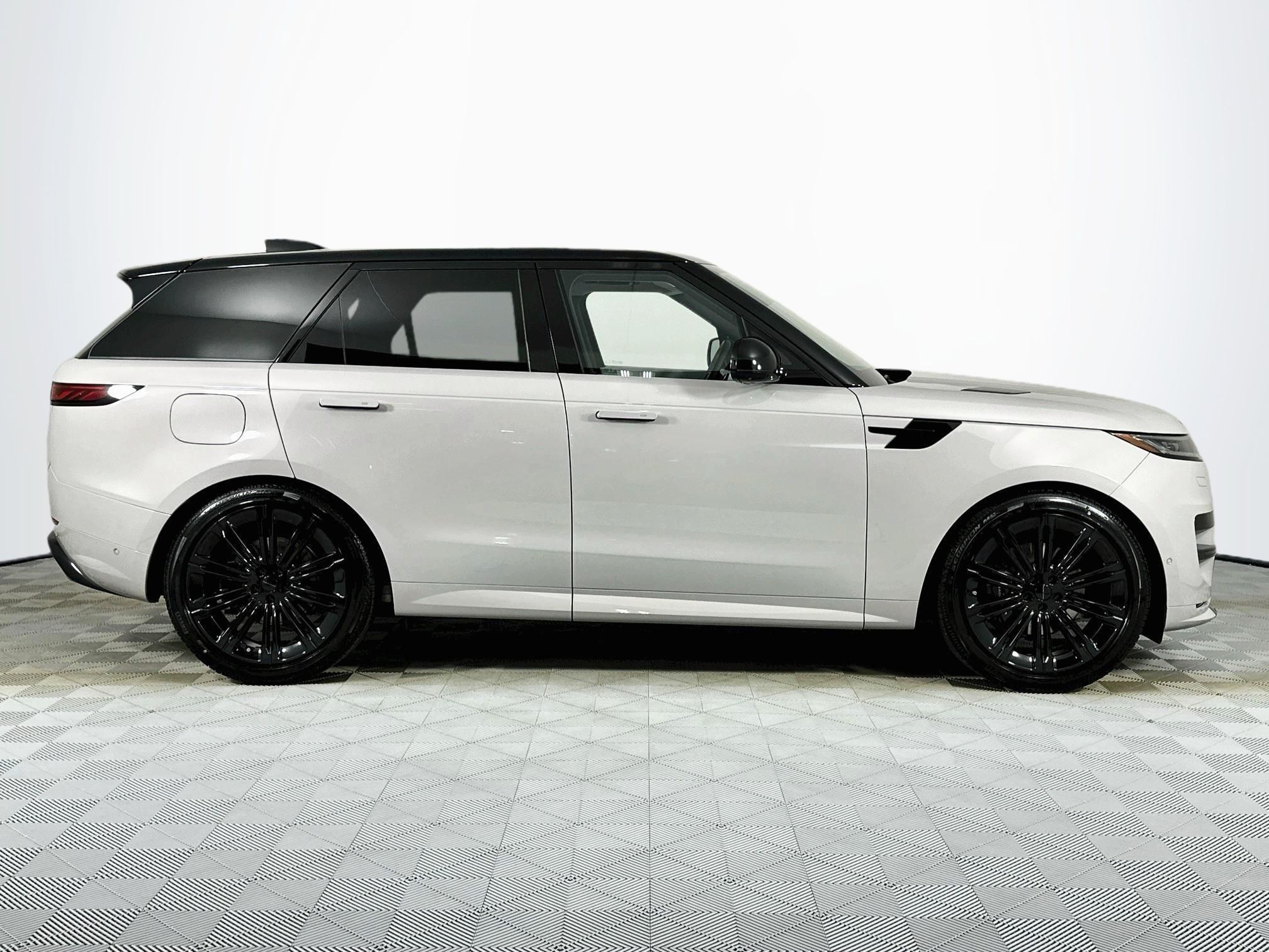 new 2026 Land Rover Range Rover Sport car, priced at $102,805
