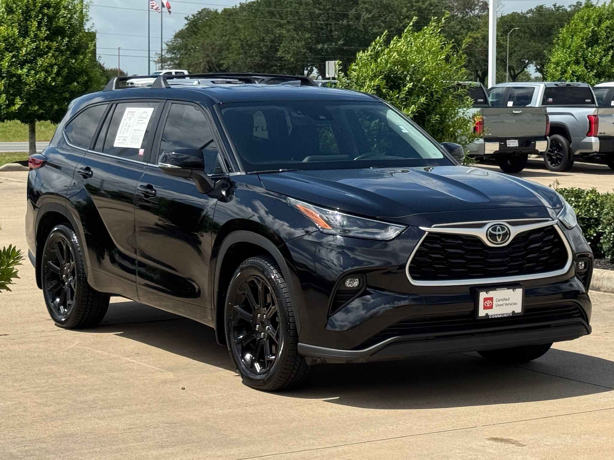 2023 Toyota Highlander LE Black at North Houston Mitsubishi