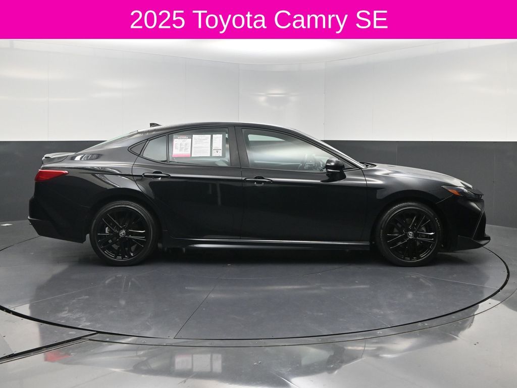 2025 Toyota Camry SE - 3