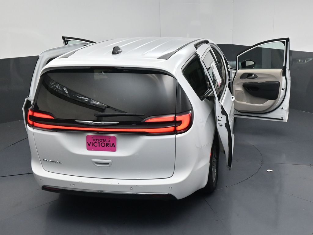 2024 Chrysler Pacifica Touring L White at Texan Dodge Chrysler Jeep Ram
