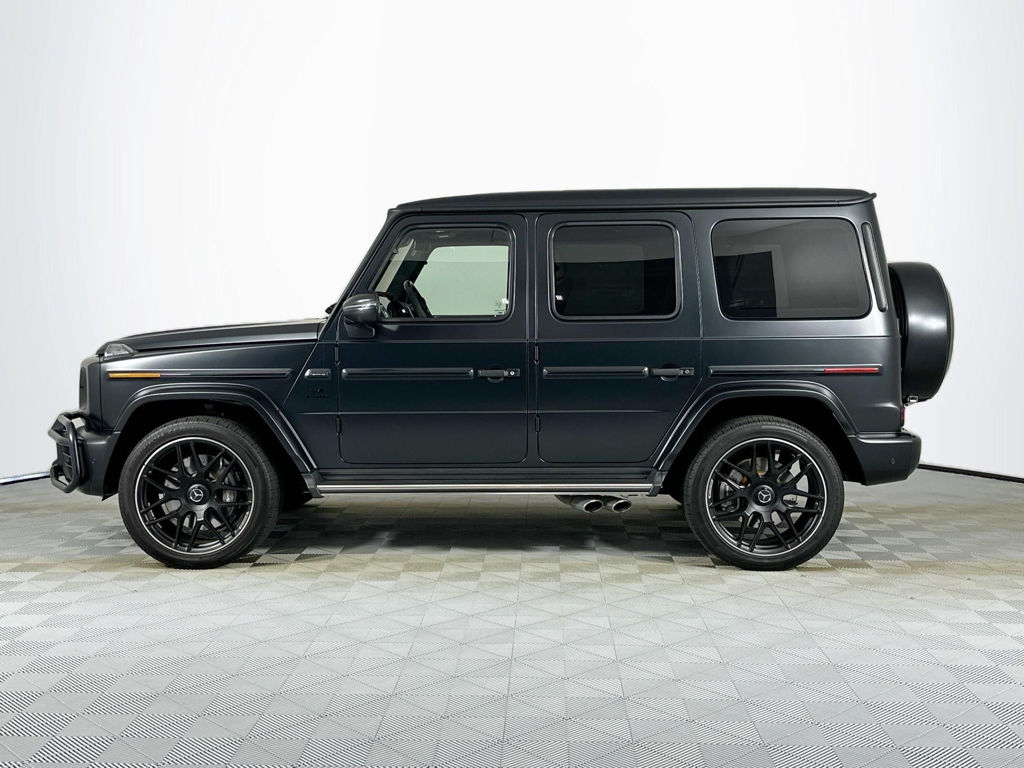 used 2022 Mercedes-Benz G-Class car, priced at $198,998