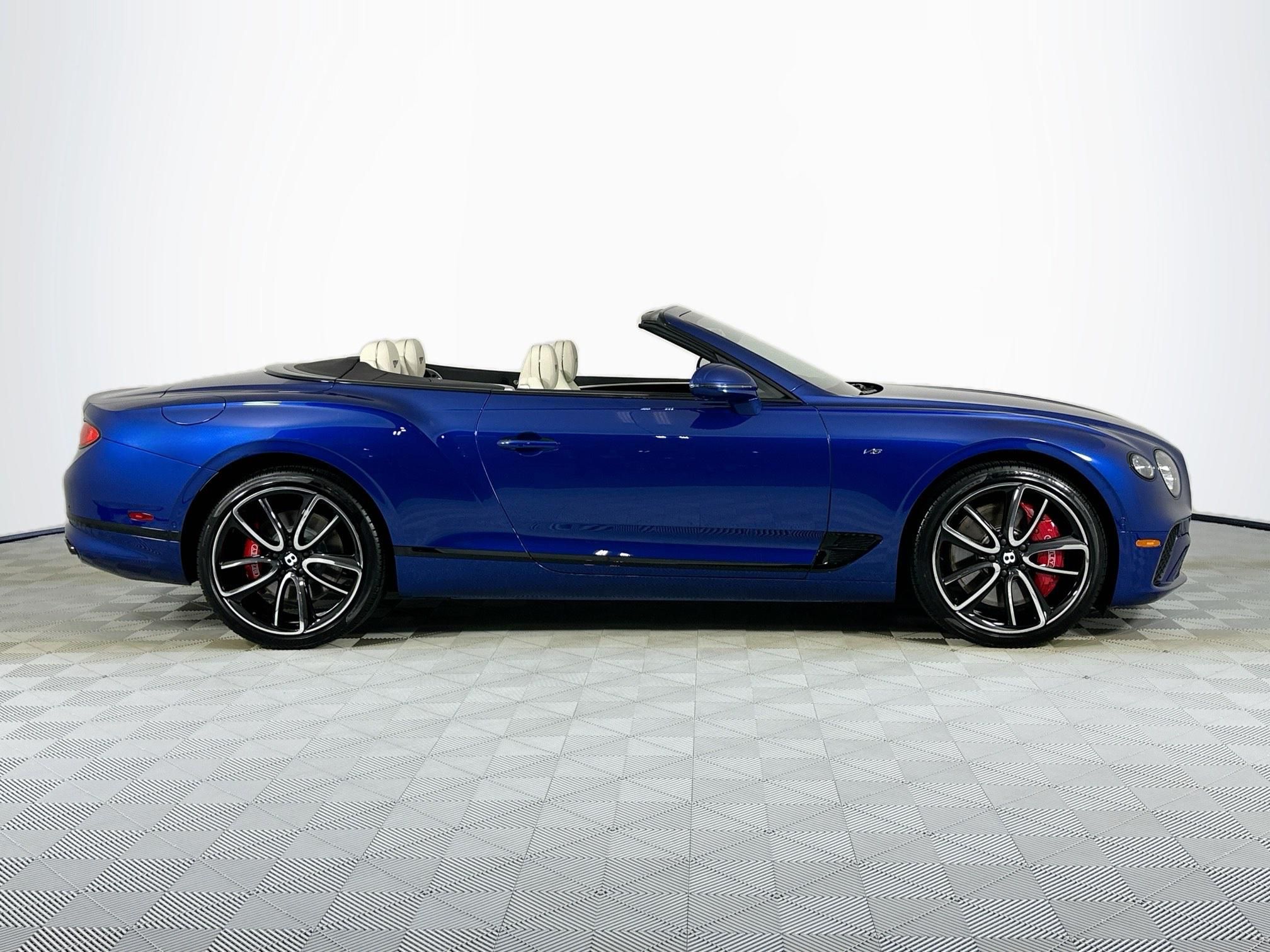 used 2022 Bentley Continental GTC car, priced at $259,998