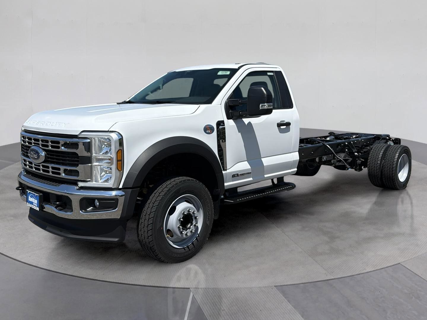  Ford F-600SD
