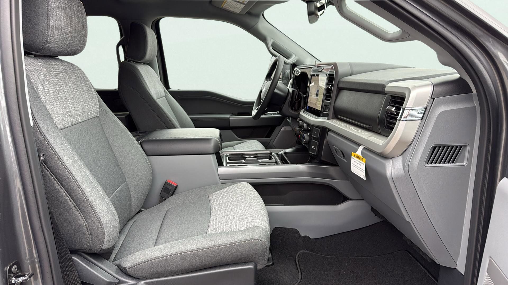 2026 Ford F-350 Super Duty XLT - Photo 18