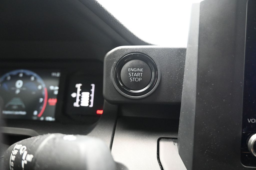 2025 Toyota Tacoma SR - 10