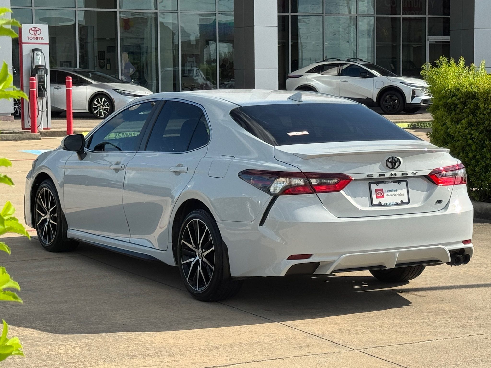 2023 Toyota Camry SE White at Supreme Chevrolet of Gonzales