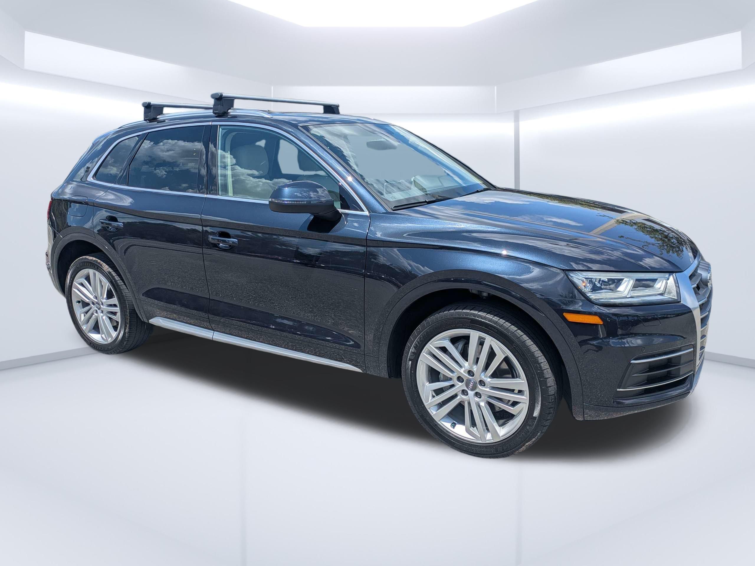 2020 Audi Q5 45 quattro S tronic Premium Plus's photo