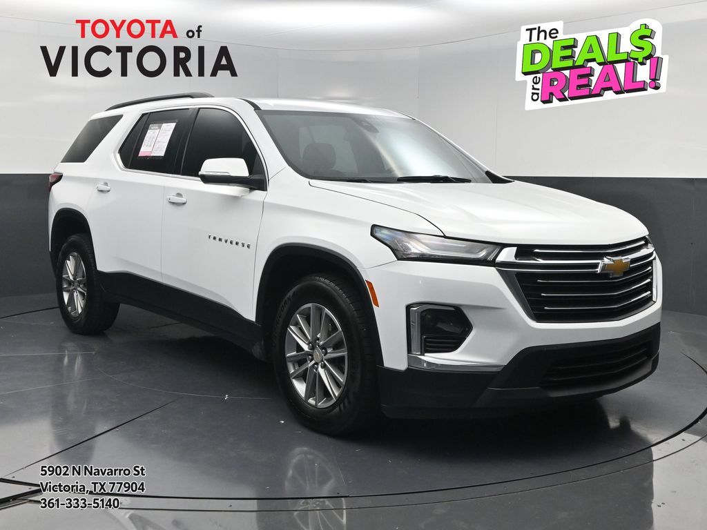 2023 Chevrolet Traverse LT White at AutoSavvy Houston Southwest