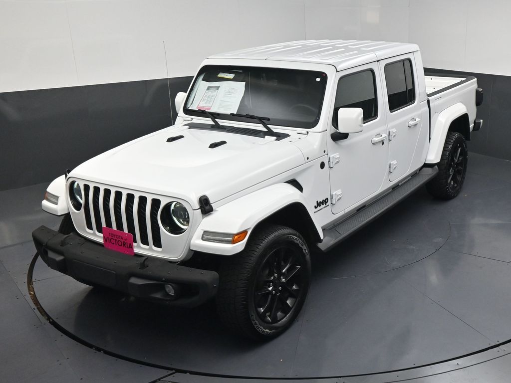 2023 Jeep Gladiator Overland White at Victoria Chrysler Dodge Jeep Ram