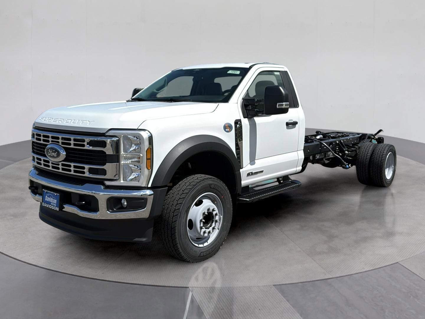  Ford F-600SD
