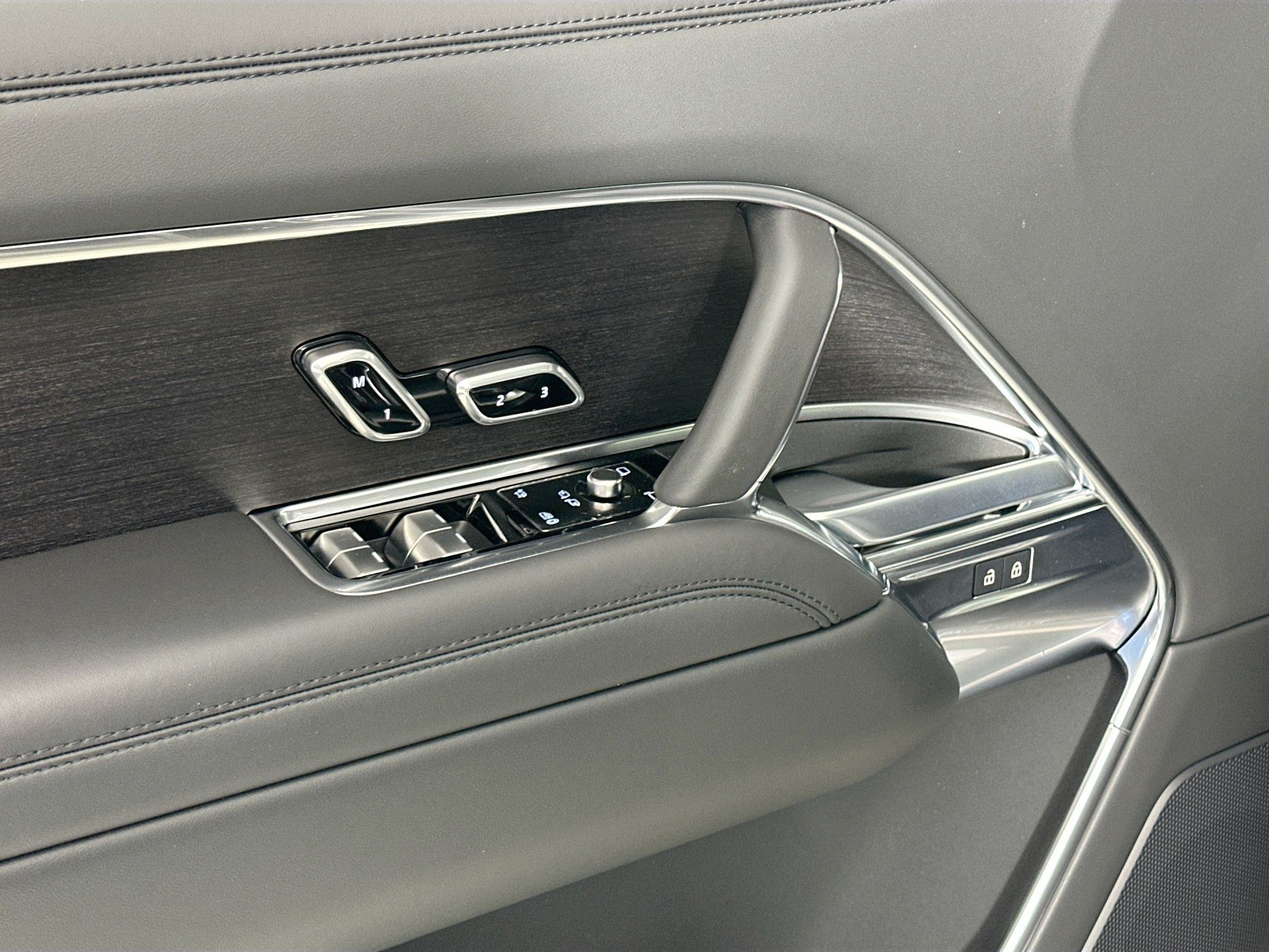 new 2026 Land Rover Range Rover car, priced at $136,965