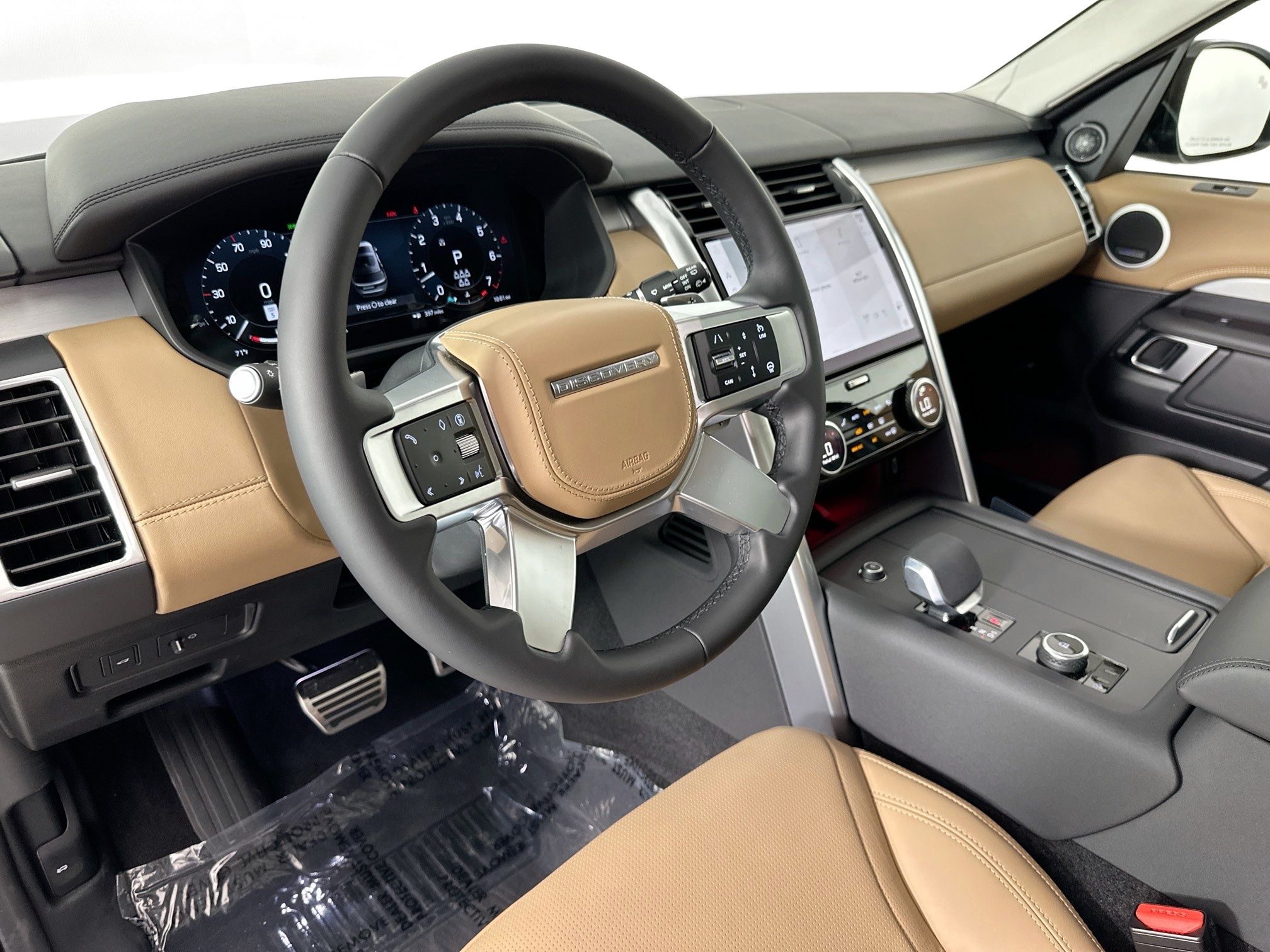 new 2026 Land Rover Discovery car, priced at $87,330
