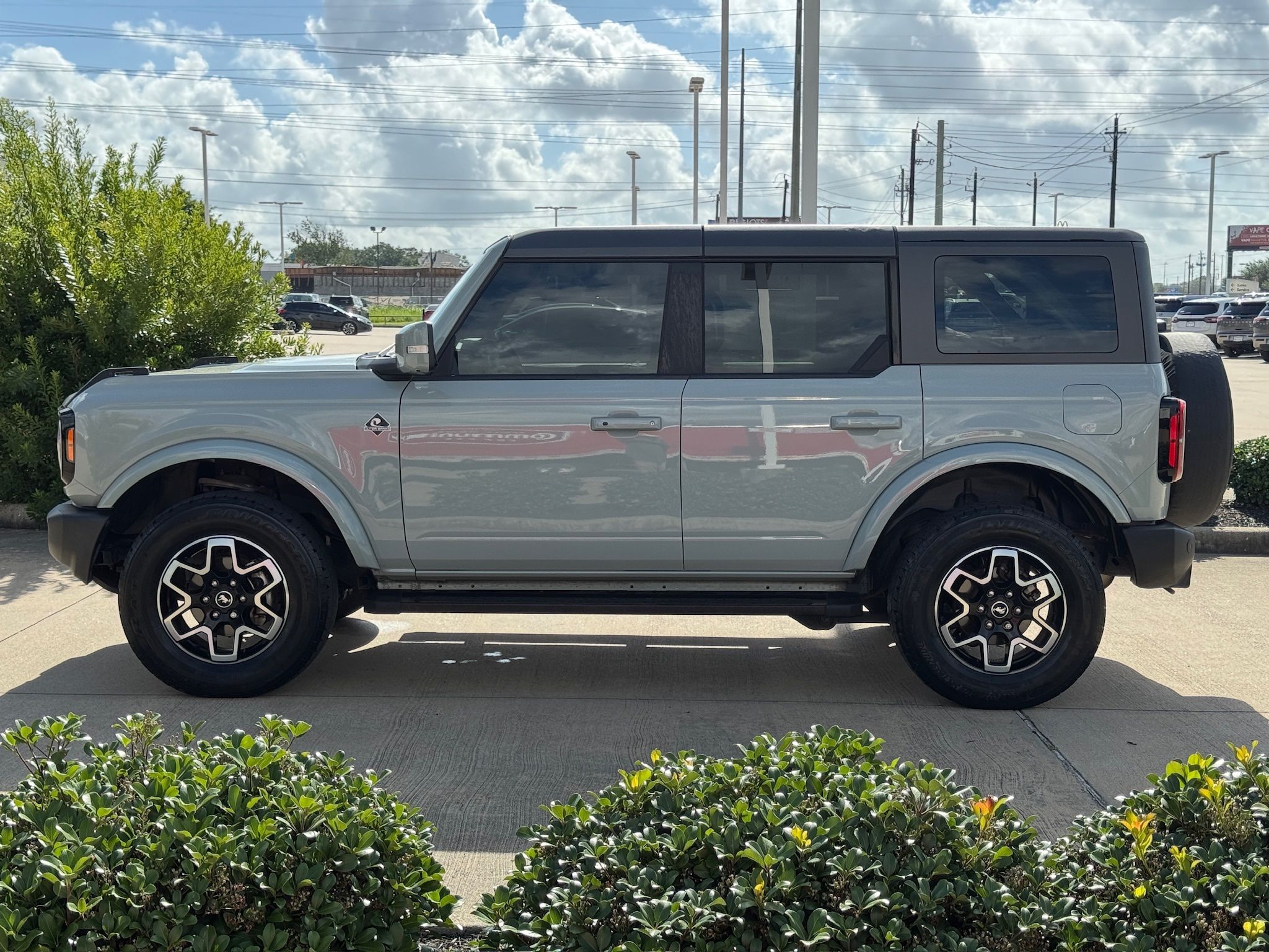 2024 Ford Bronco Outer Banks Green at Legacy Ford