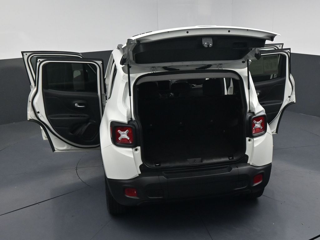 2023 Jeep Renegade Latitude White at Classic Elite Chevrolet Sugar Land