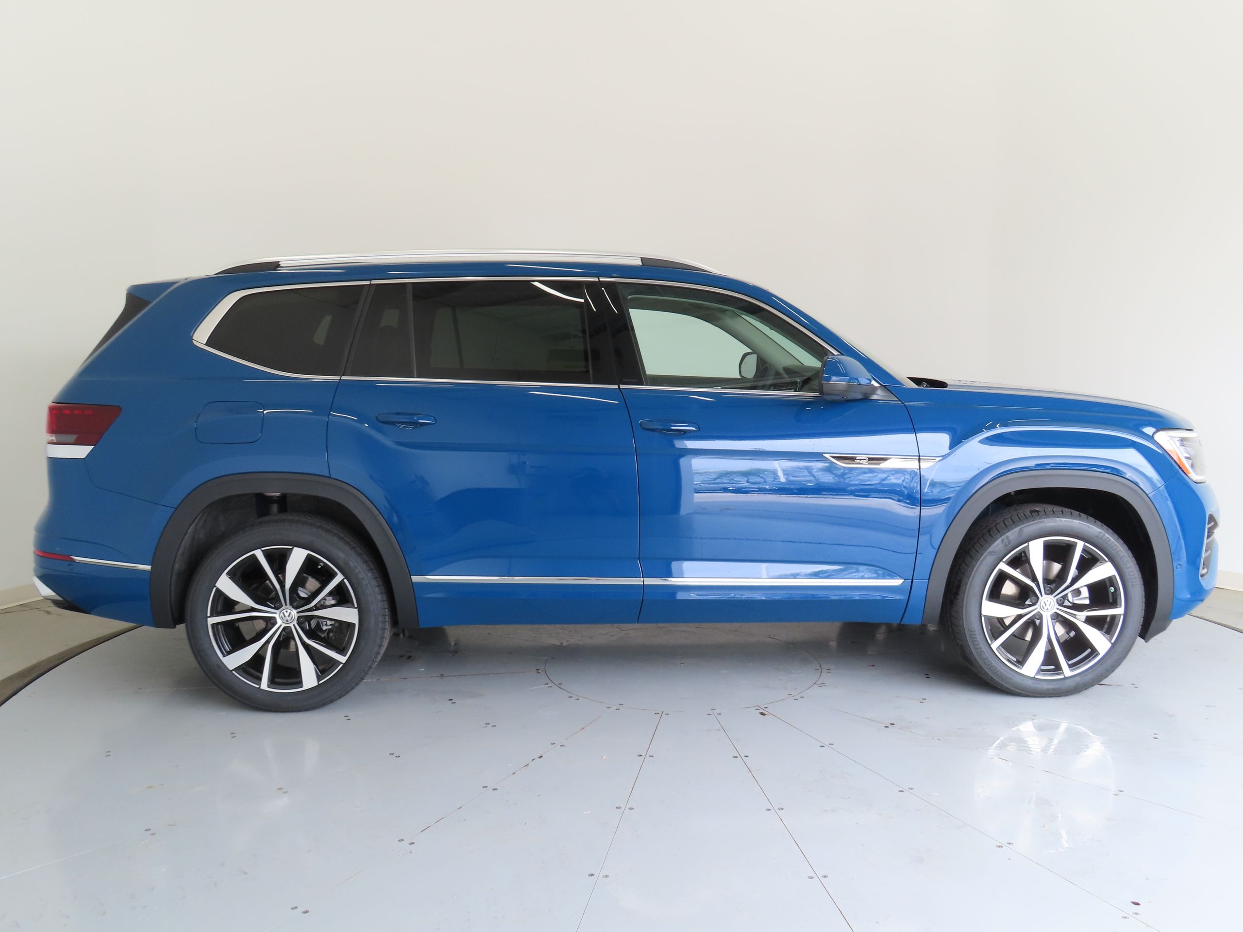 Atlas SEL Premium R-Line 4MOTION