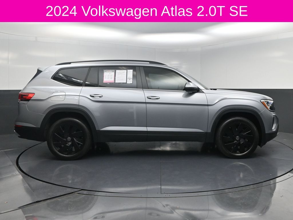 2024 Volkswagen Atlas 2.0T SE w/Technology - 3