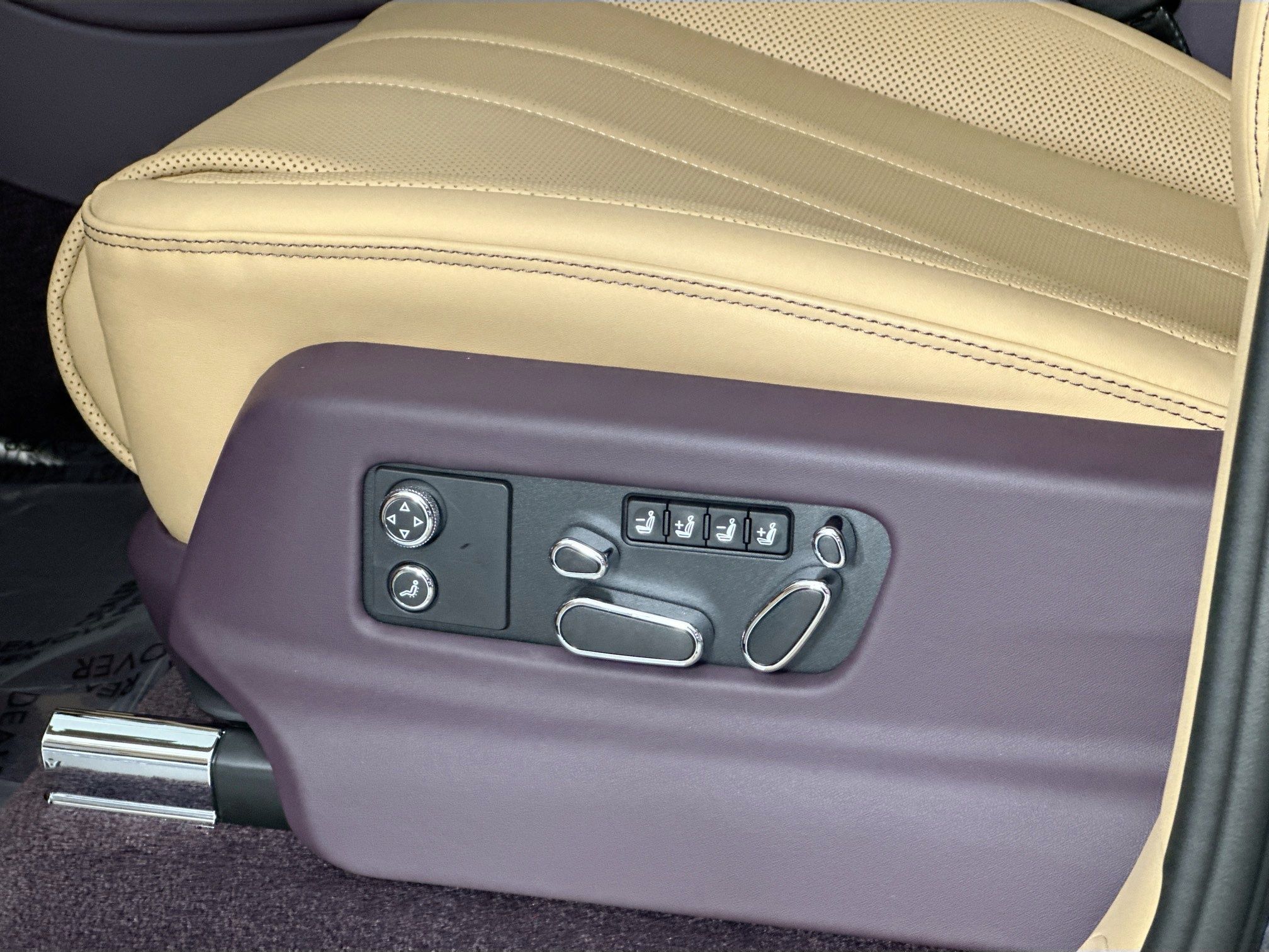 used 2025 Bentley Bentayga car, priced at $239,875