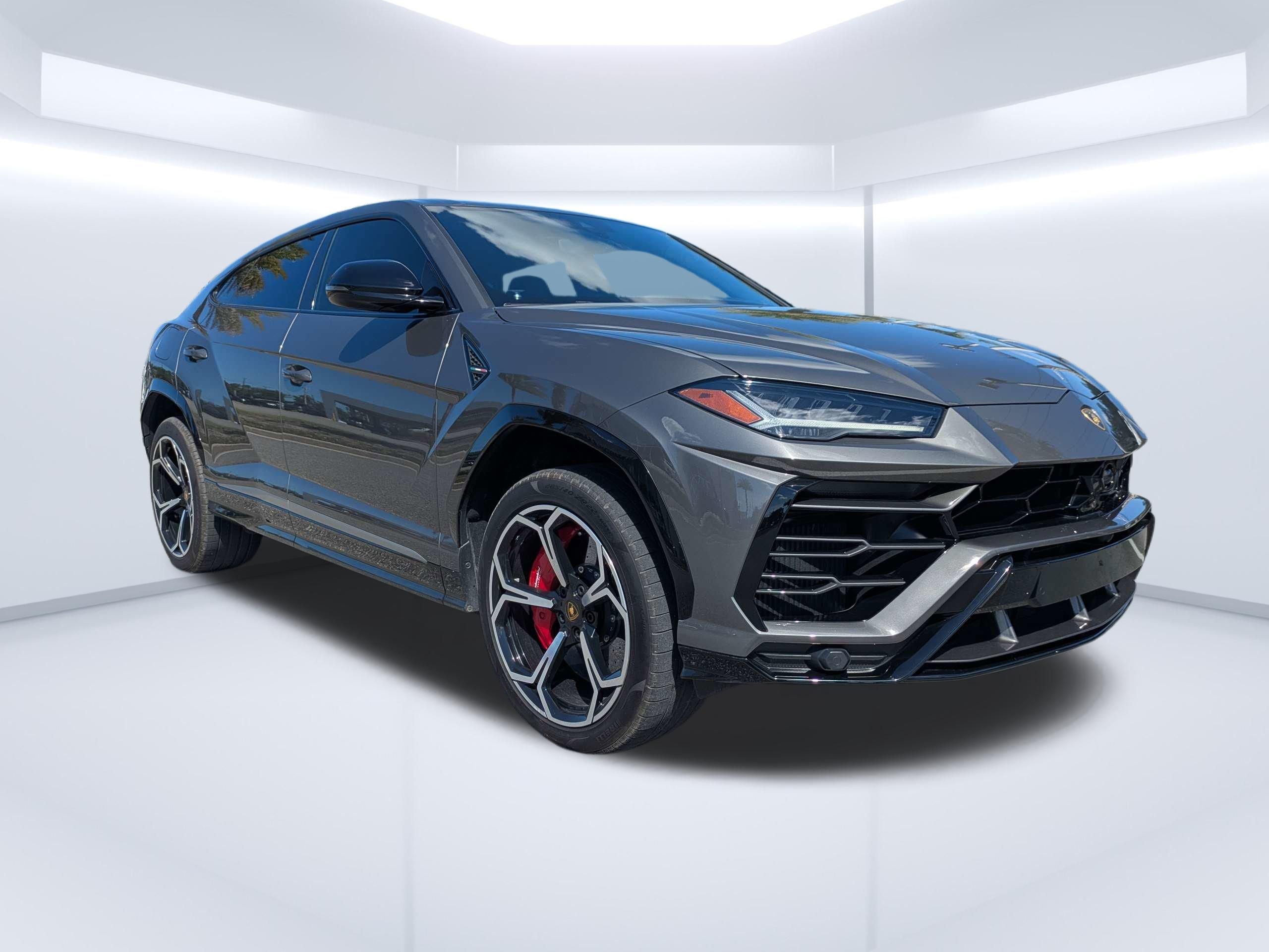 2021 Lamborghini Urus 4.0 V8's photo