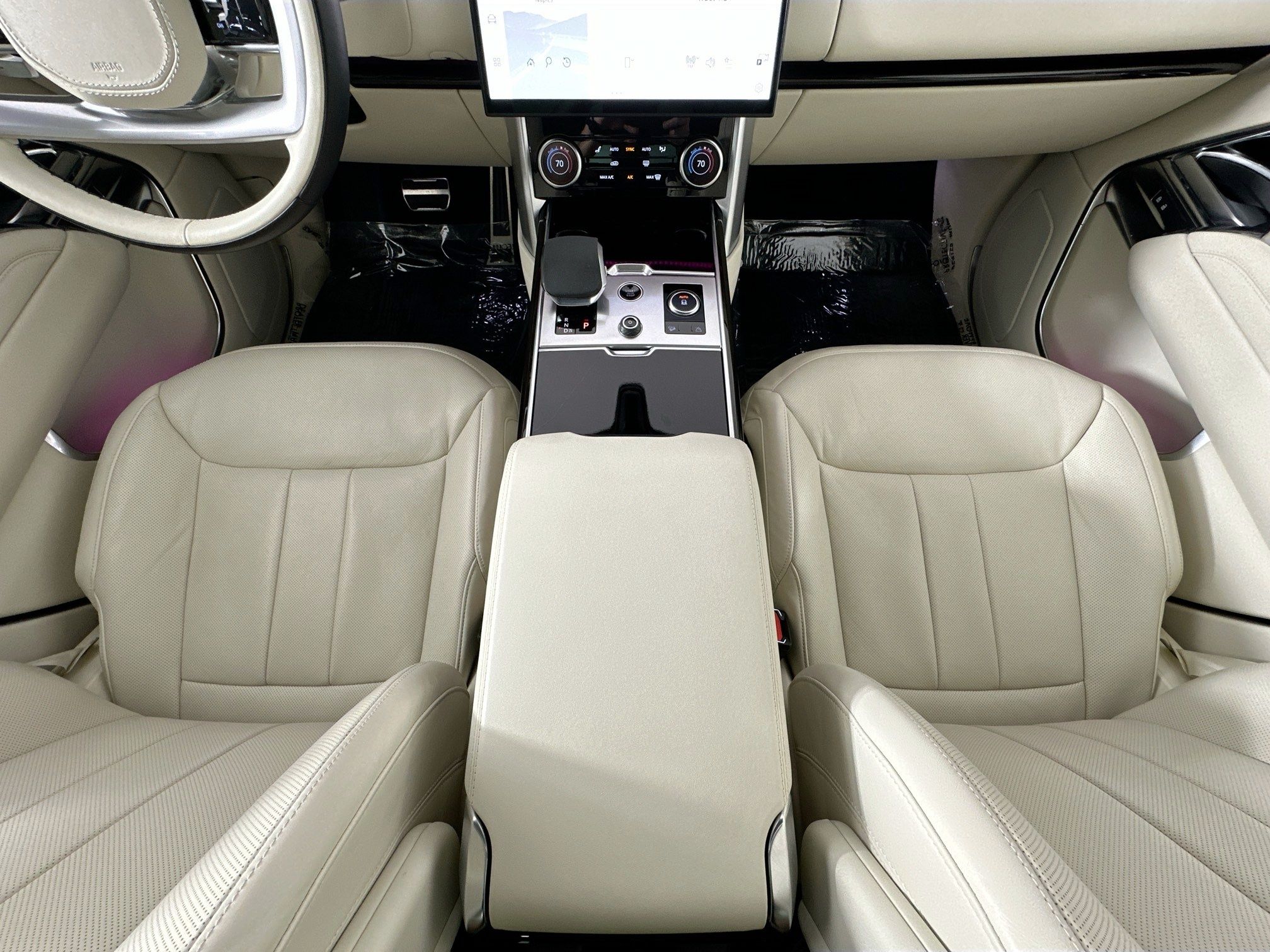 used 2023 Land Rover Range Rover car, priced at $112,998