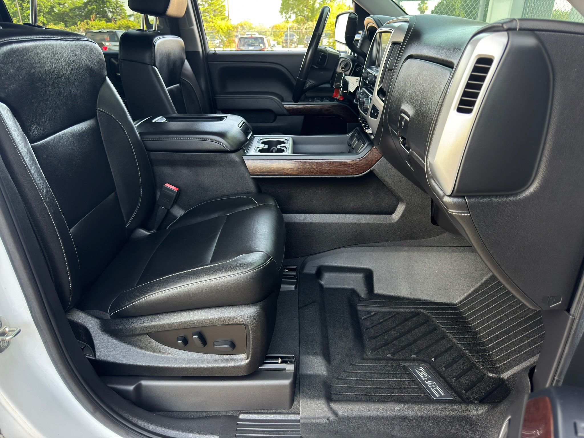 2018 GMC Sierra 1500 SLT White at Autostrade