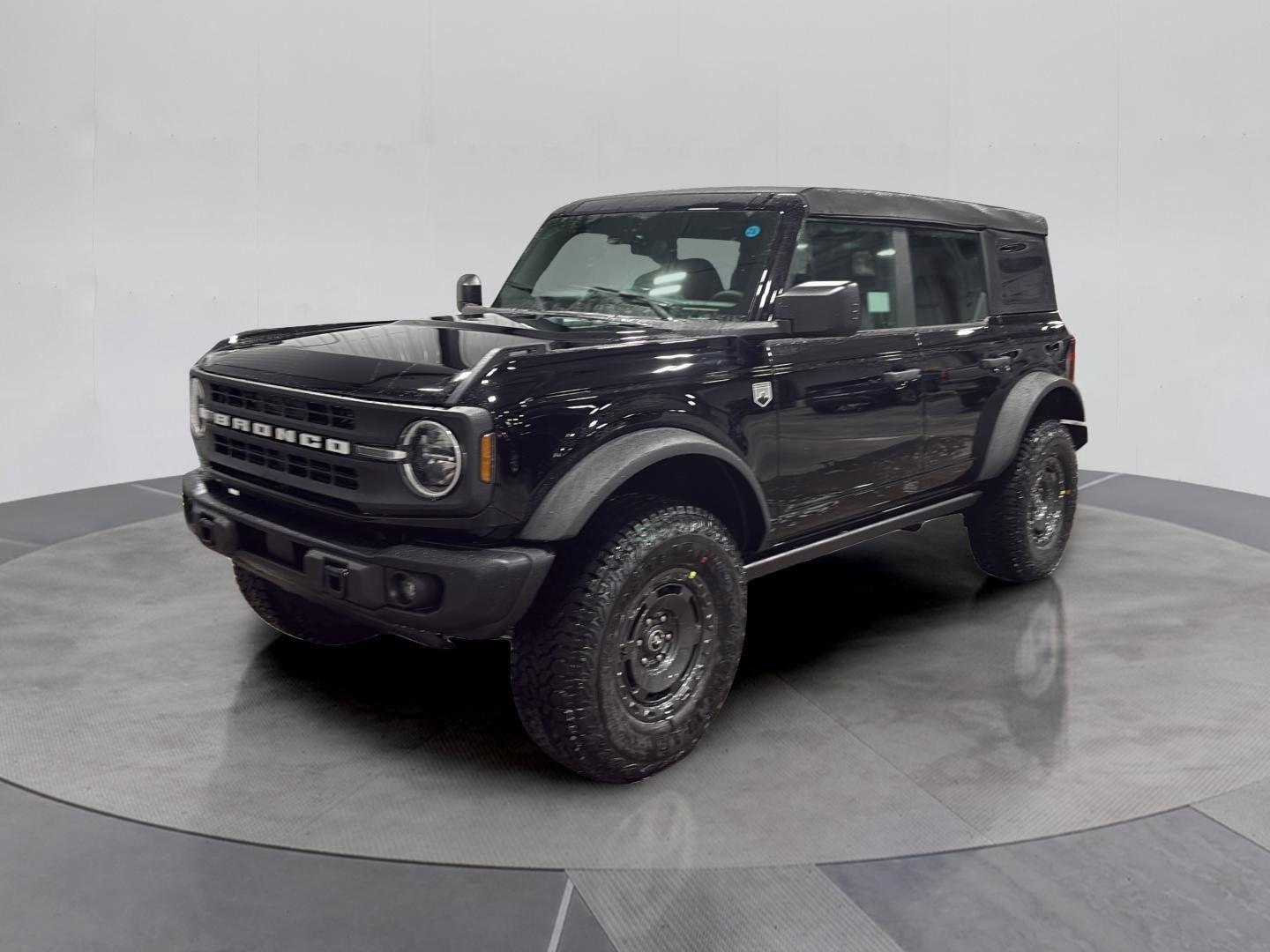 2025 Ford Bronco 4-Door Big Bend's photo