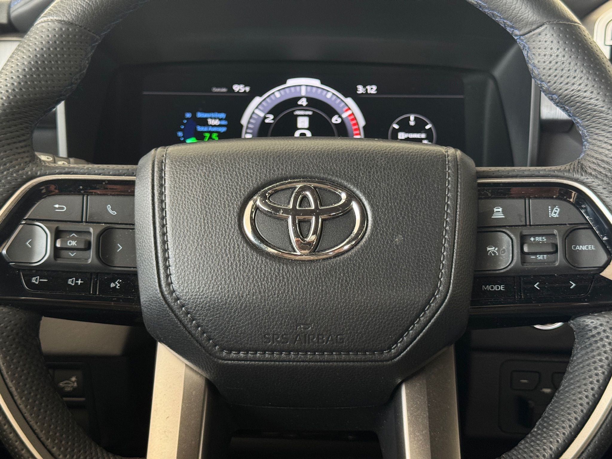 2026 Toyota Tundra Platinum - 10