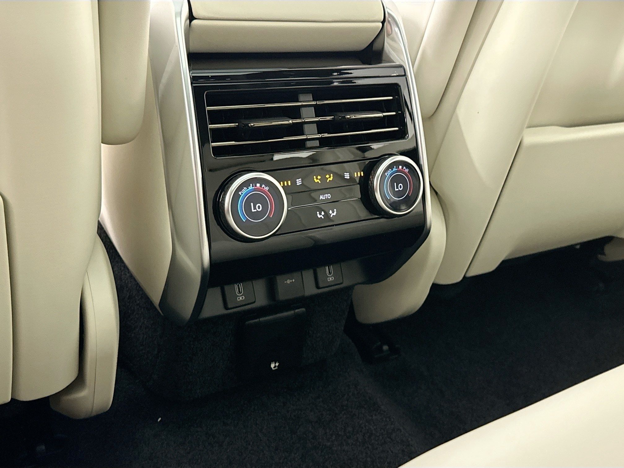 new 2026 Land Rover Range Rover car, priced at $130,615