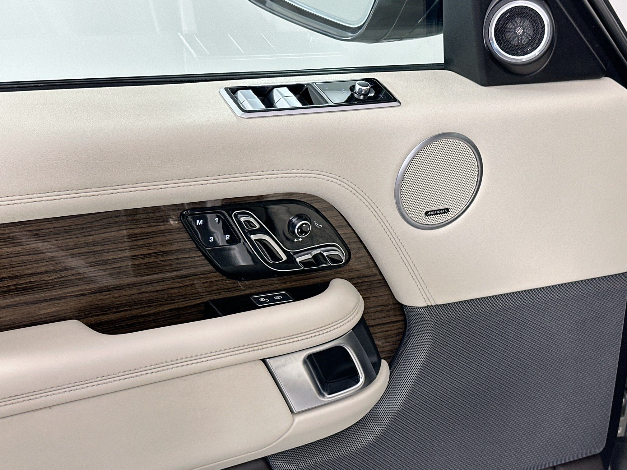 used 2019 Land Rover Range Rover car, priced at $29,995