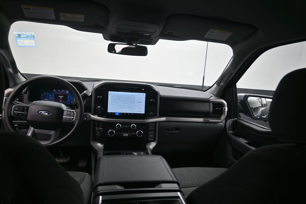 2024 Ford F-150 XLT - 11