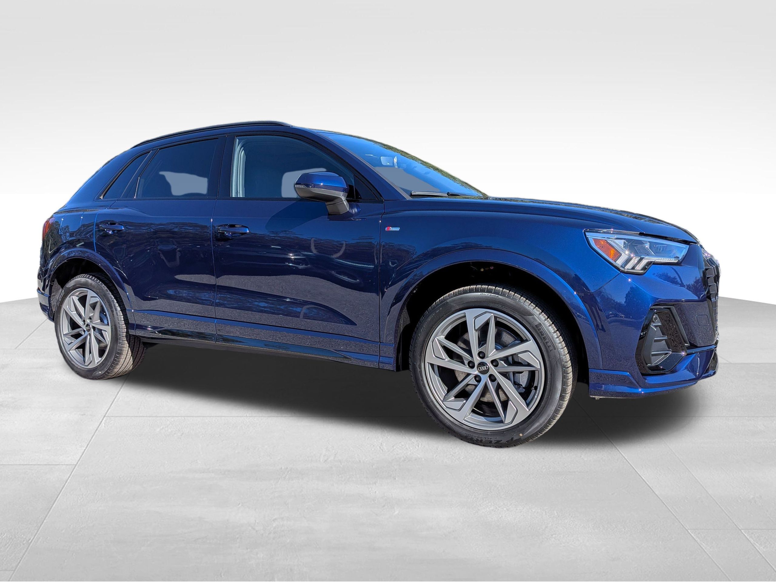 2025 Audi Q3 S Line Premium's photo