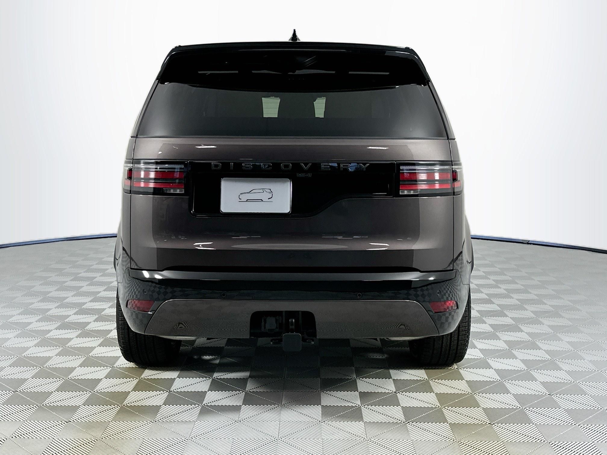 used 2025 Land Rover Discovery car, priced at $78,478