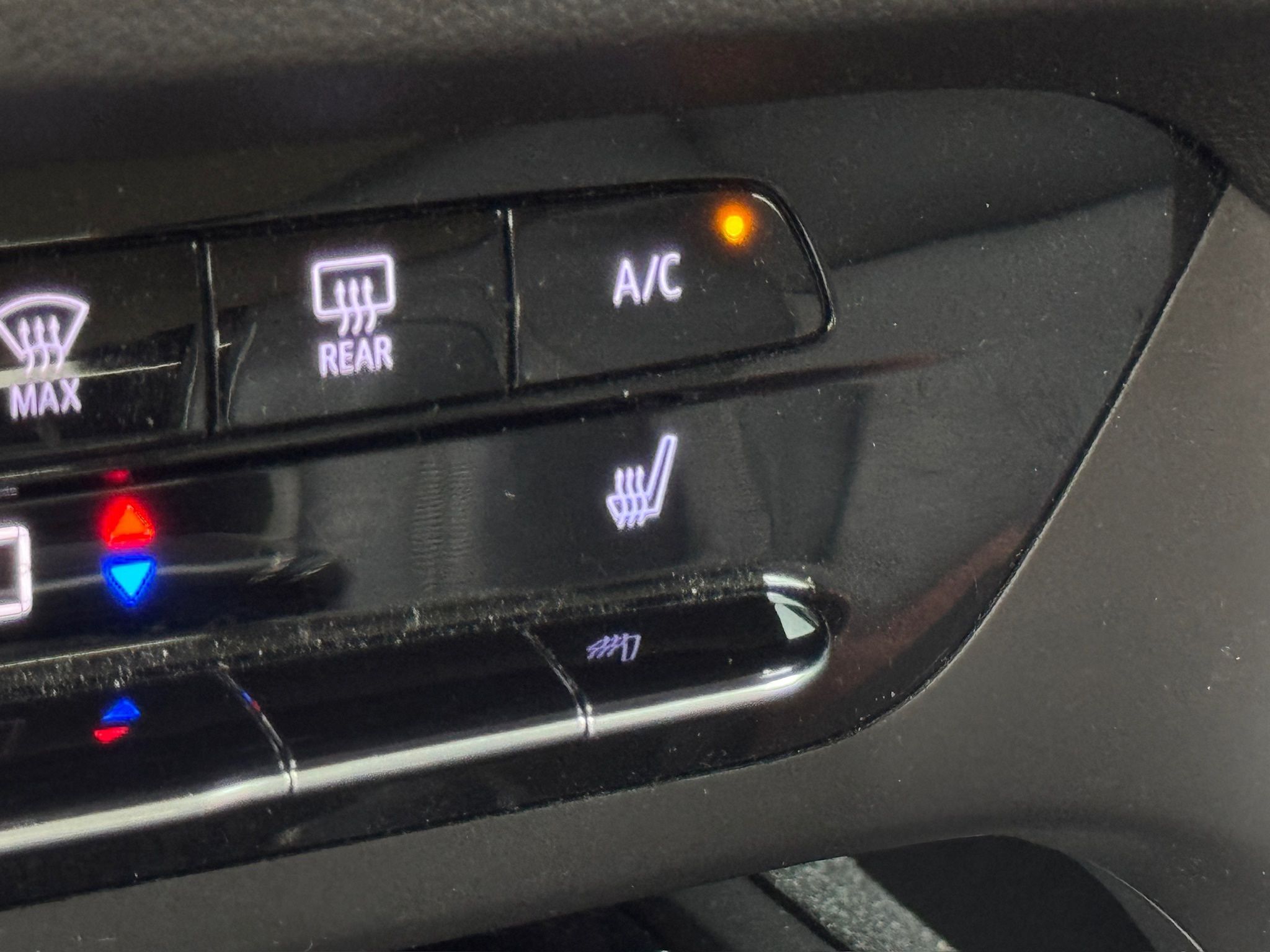2021 Buick Envision Essence - 6