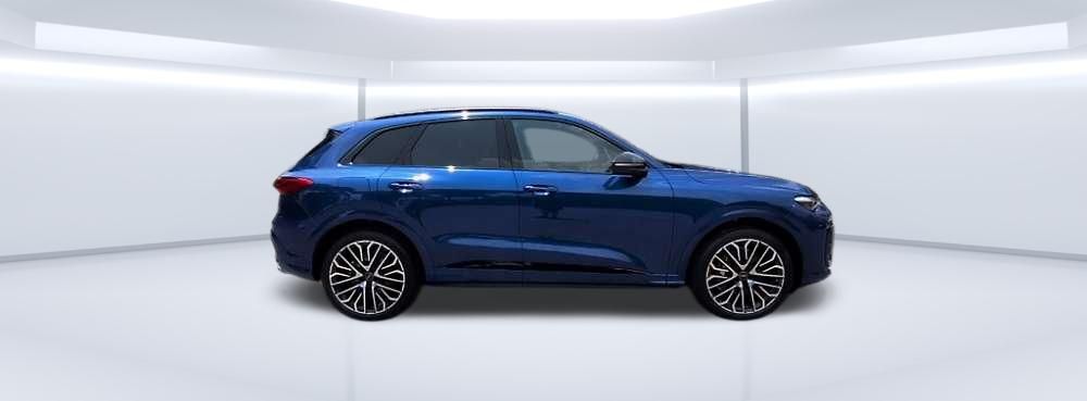 Audi 2026 SQ5 Premium Plus quattro