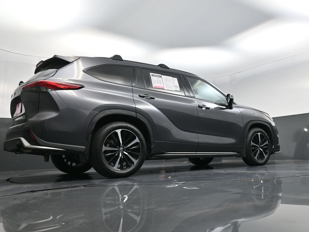 2021 Toyota Highlander XSE Gray at Autostrade