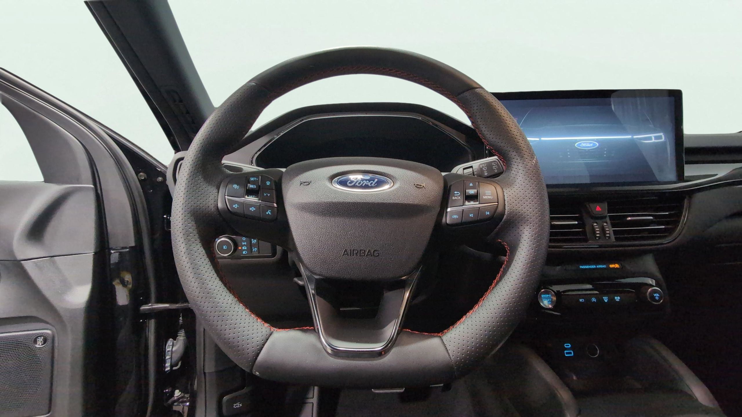 2023 Ford Escape ST-Line Select - Photo 18