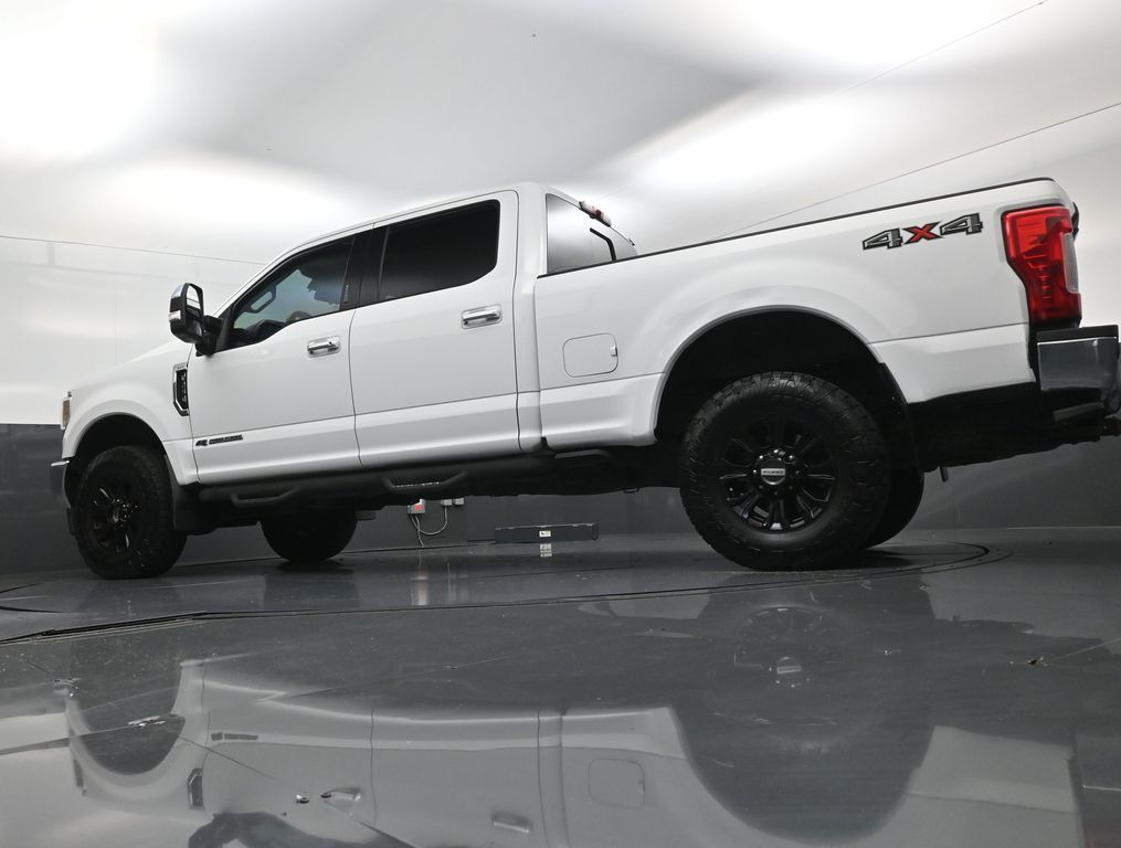 2019 Ford F-250SD XLT White at Emmons Autoplex