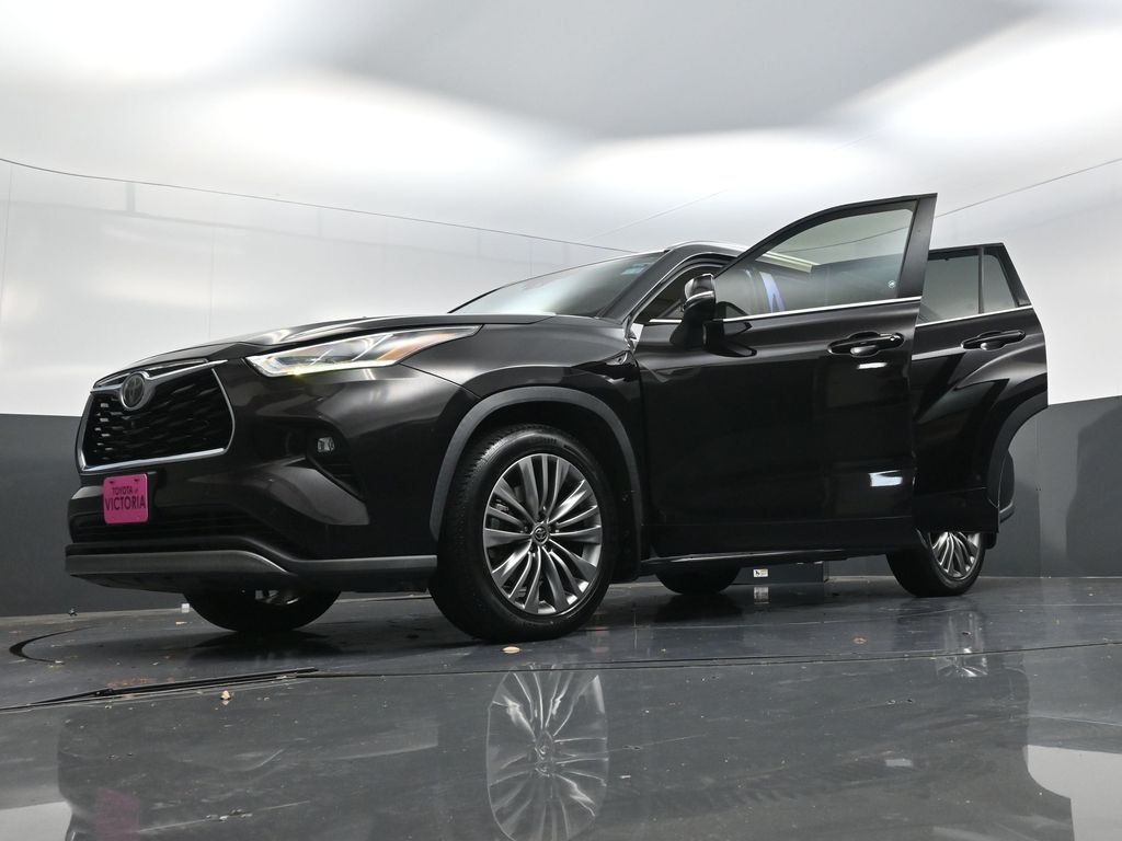 2021 Toyota Highlander Platinum Brown at Toyota of Victoria