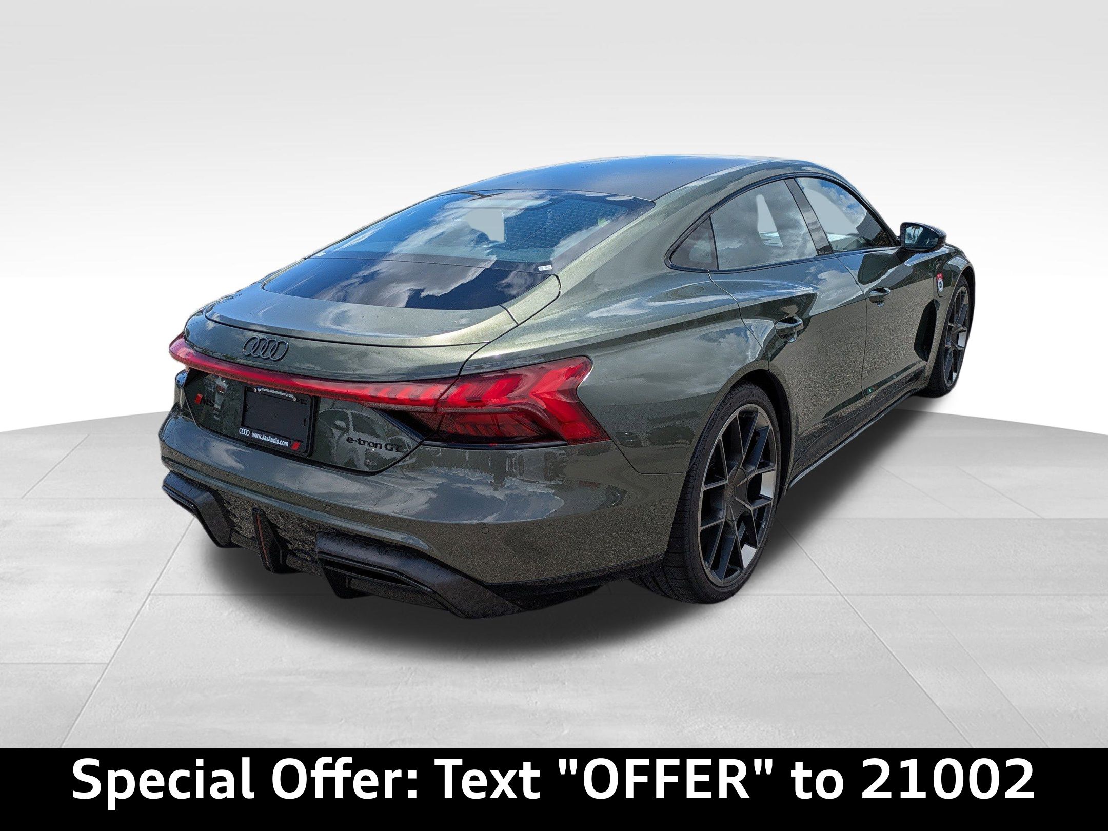 2025 Audi e-tron GT photo 3