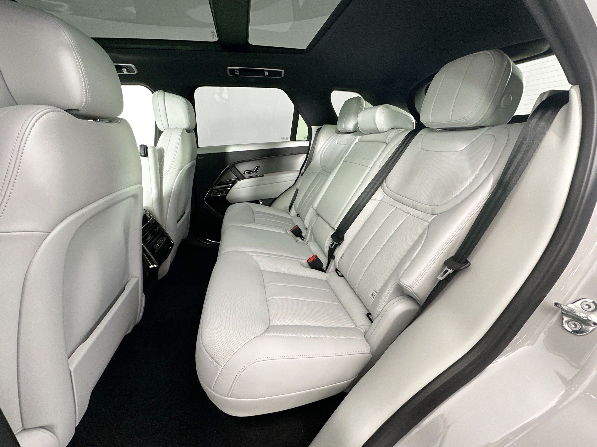 new 2026 Land Rover Range Rover Sport car, priced at $90,460