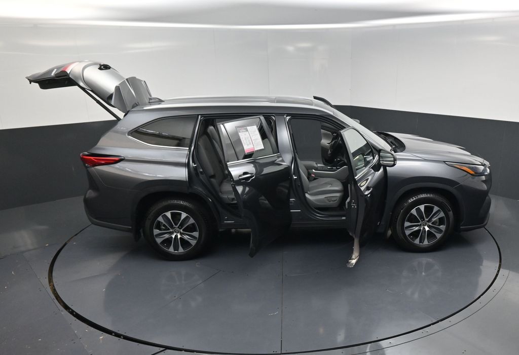2023 Toyota Highlander Hybrid XLE Gray at Toyota of Victoria
