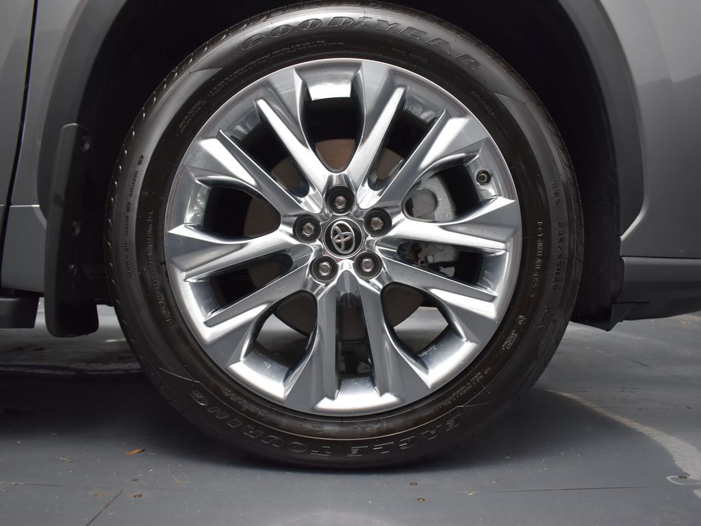 2025 Toyota Highlander Hybrid Limited Gray at Toyota of Victoria