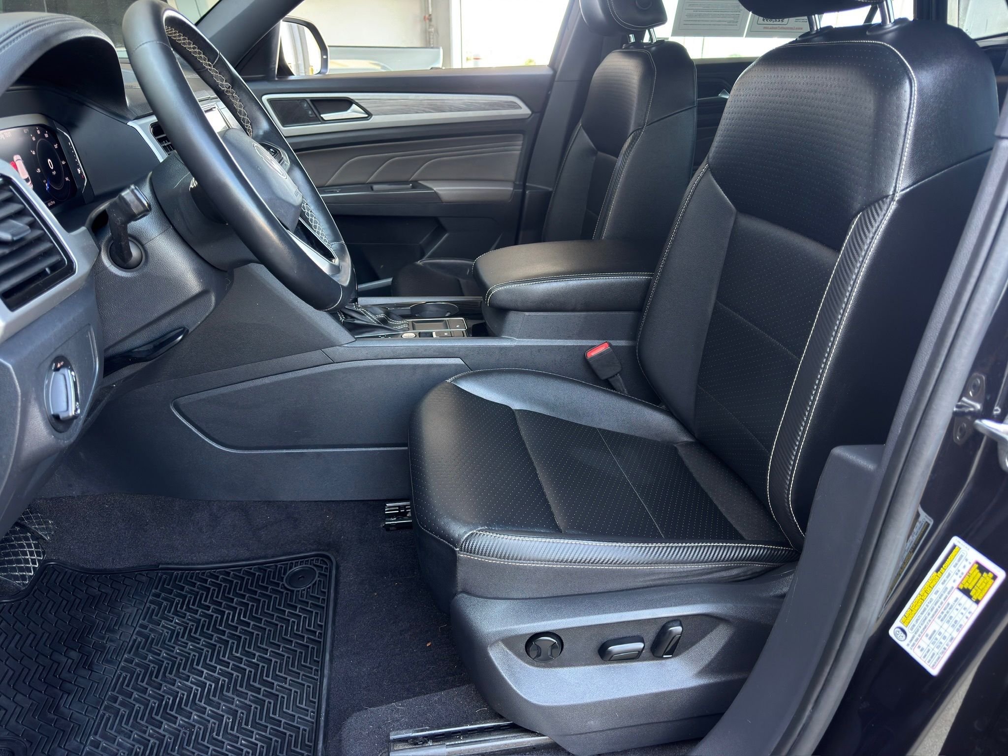 2022 Volkswagen Atlas Cross Sport 2.0T SE w/Technology  at DeMontrond Automotive Group