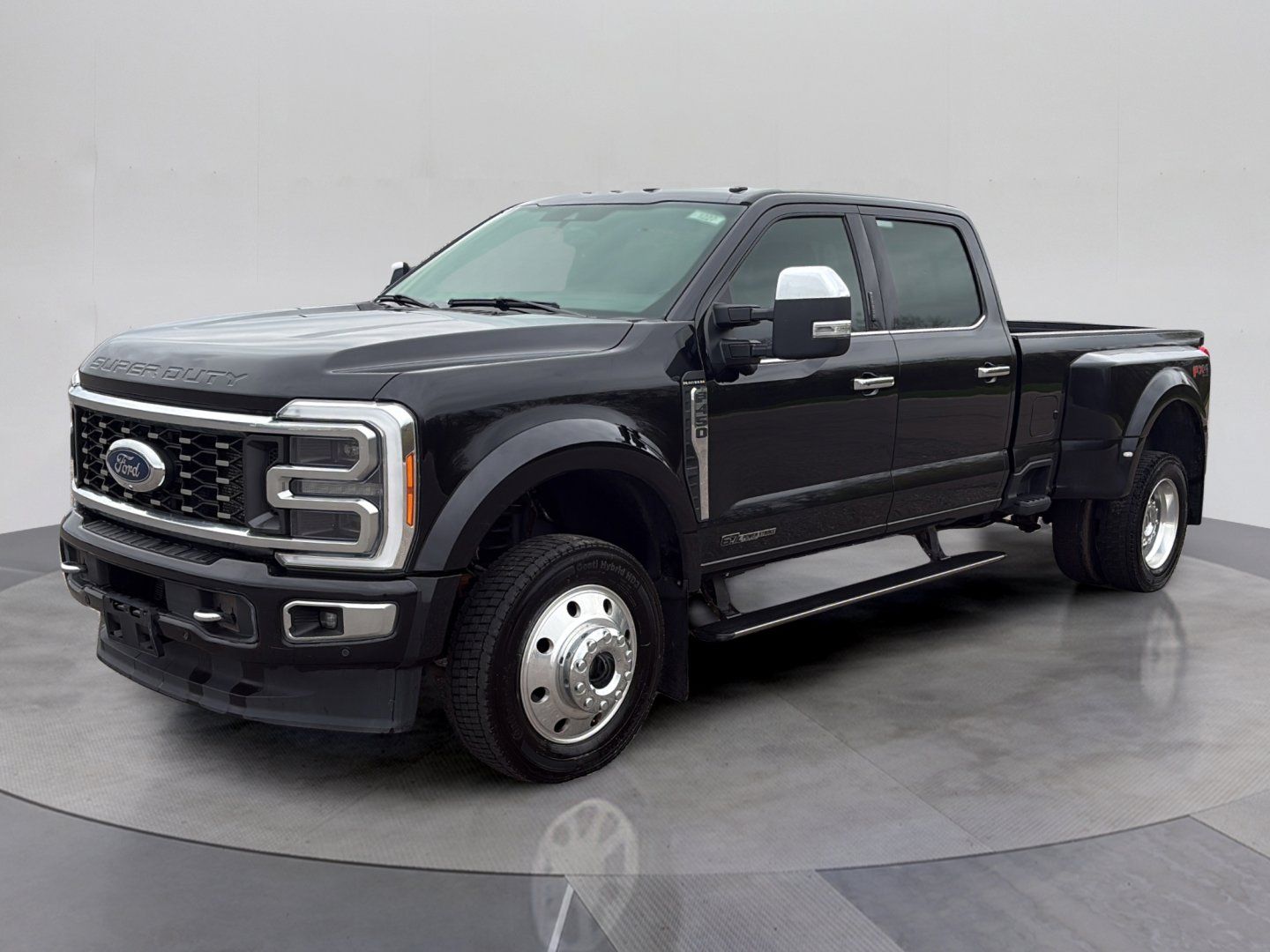 2023 Ford F-450SD Platinum