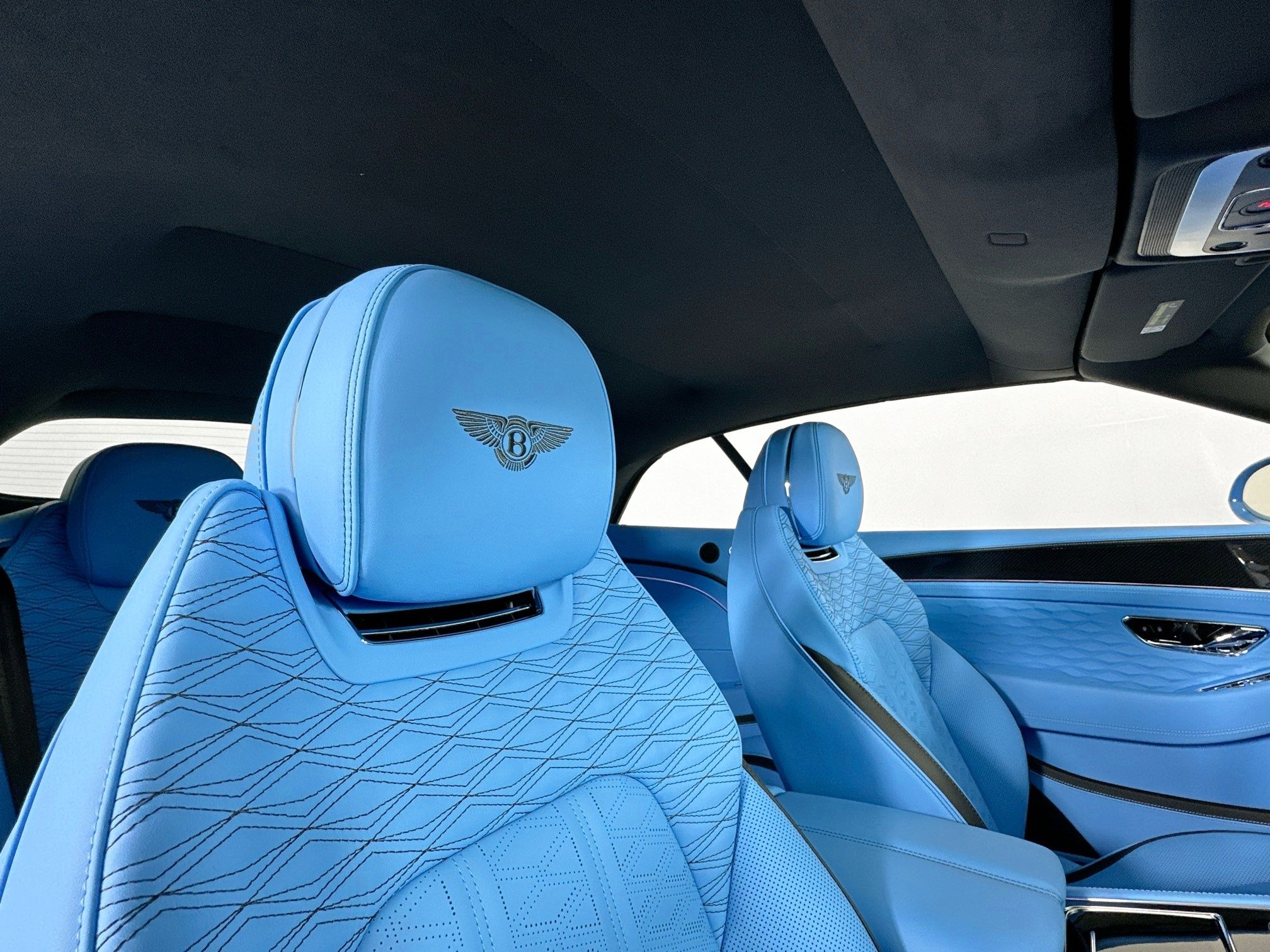 new 2025 Bentley Continental GTC car