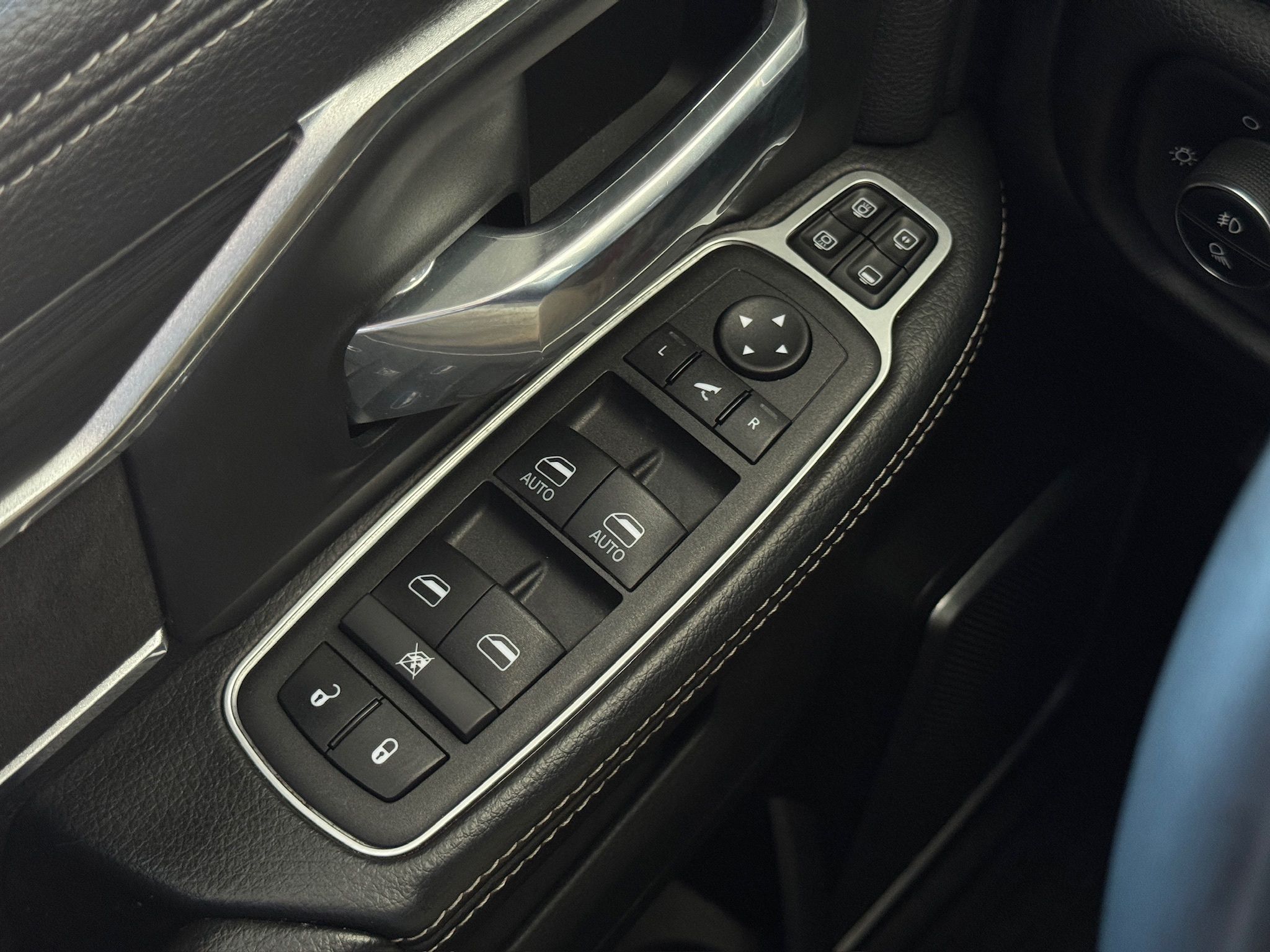 2024 Ram 2500 Laramie White at Texan Dodge Chrysler Jeep Ram