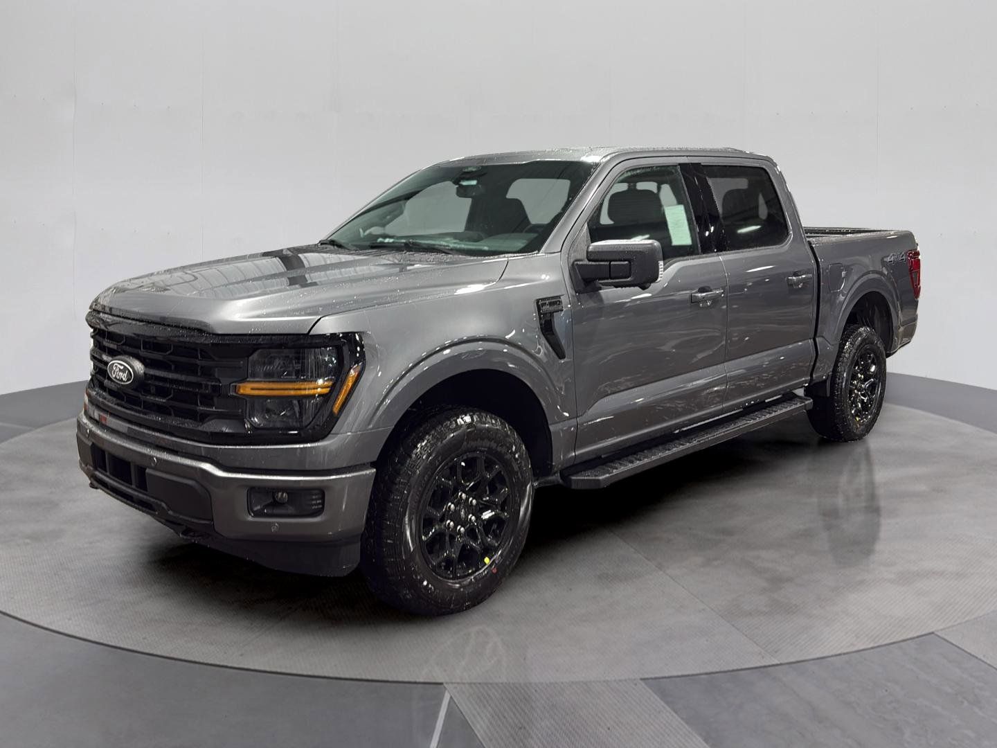 2025 Ford F-150 XLT's photo